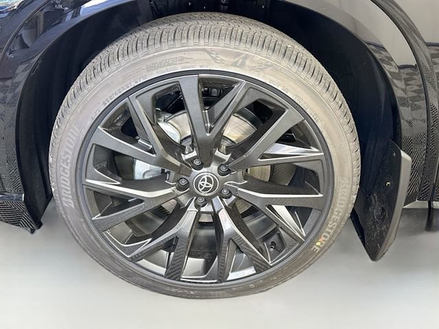 New 2026 Toyota Crown Signia image 4