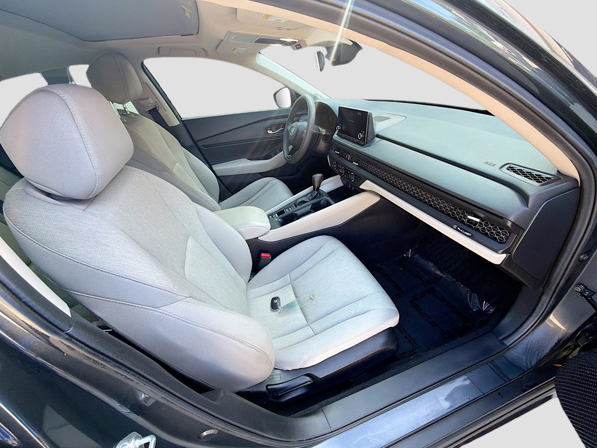 Used 2024 Honda Accord EX image 30