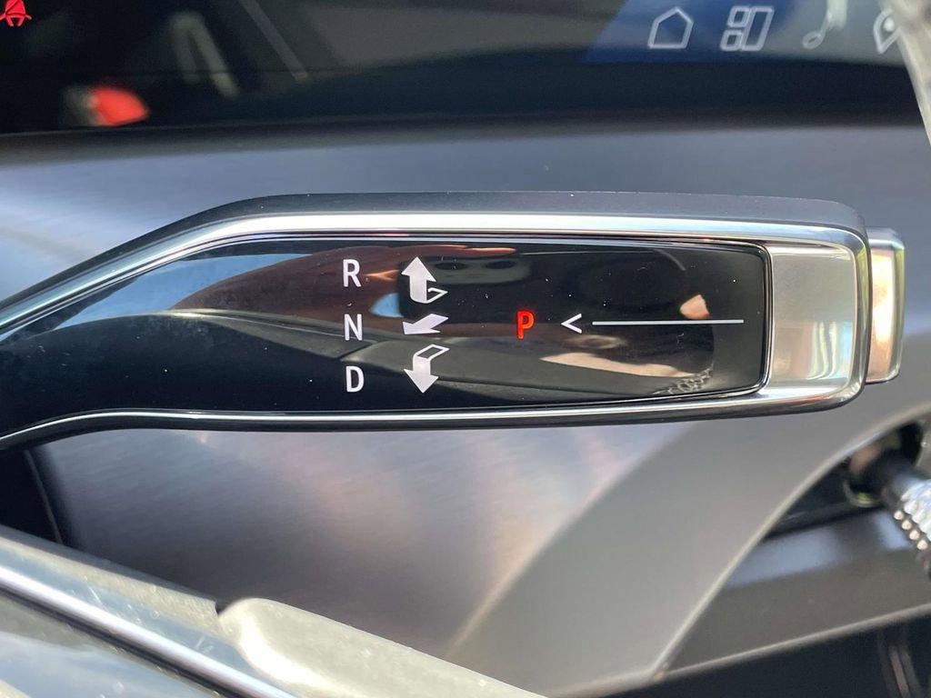 New 2026 Cadillac Vistiq Sport image 29