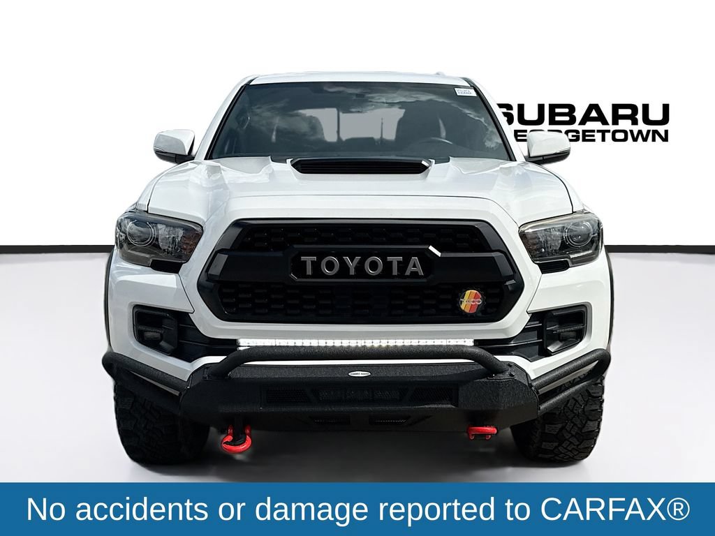 Used 2017 Toyota Tacoma TRD Pro AWD/4WD image 2