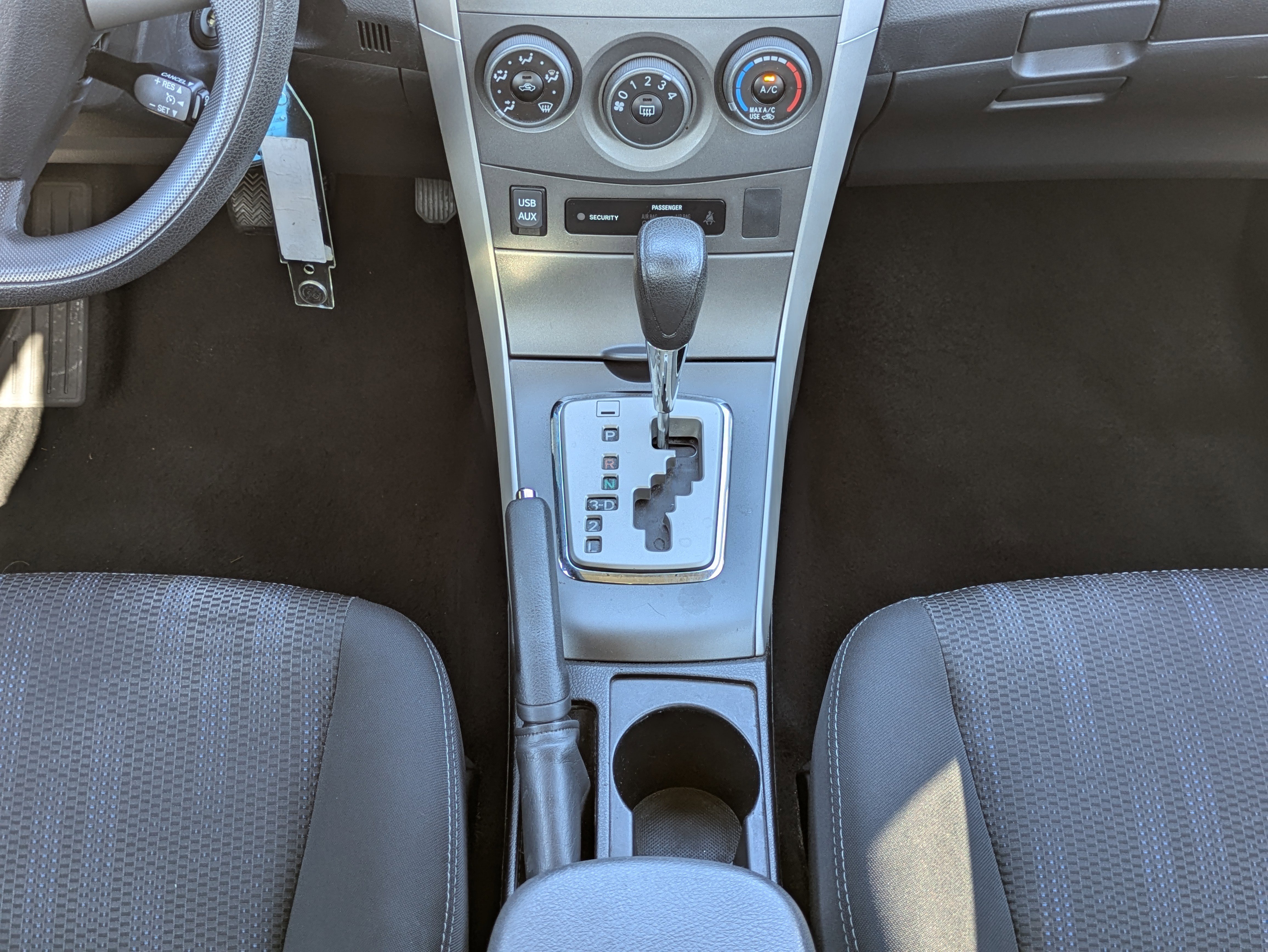 Used 2012 Toyota Corolla L image 19