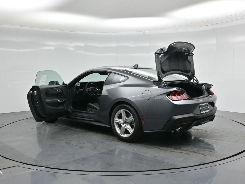 New 2026 Ford Mustang Coupe image 31