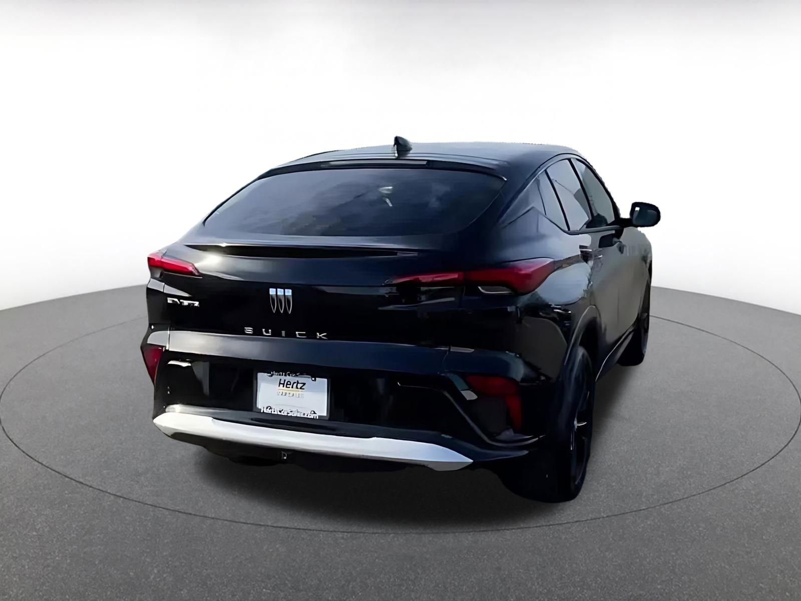 Used 2025 Buick Envista Sport Touring image 14