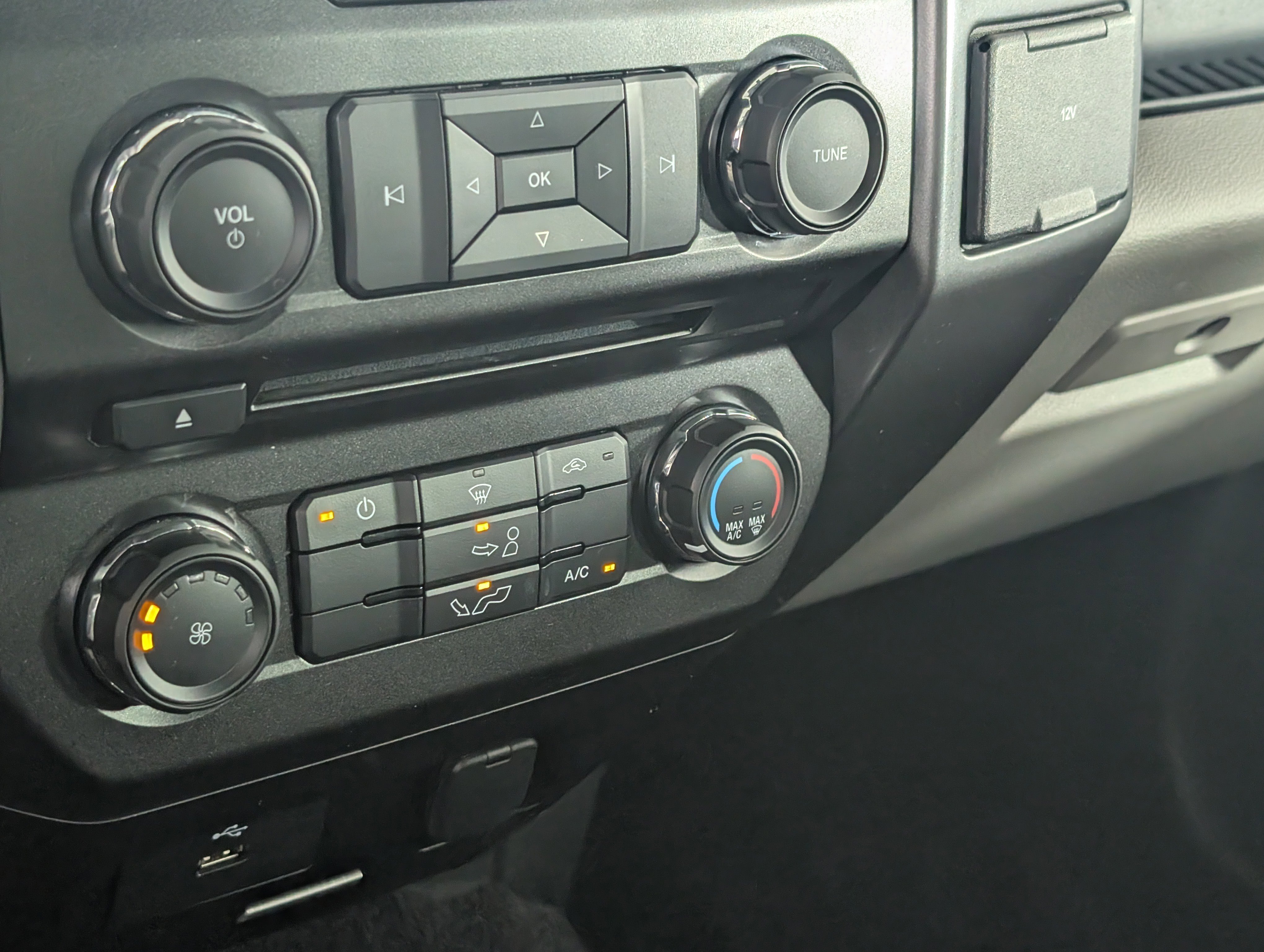 Certified 2017 Ford F150 2WD SuperCrew image 22