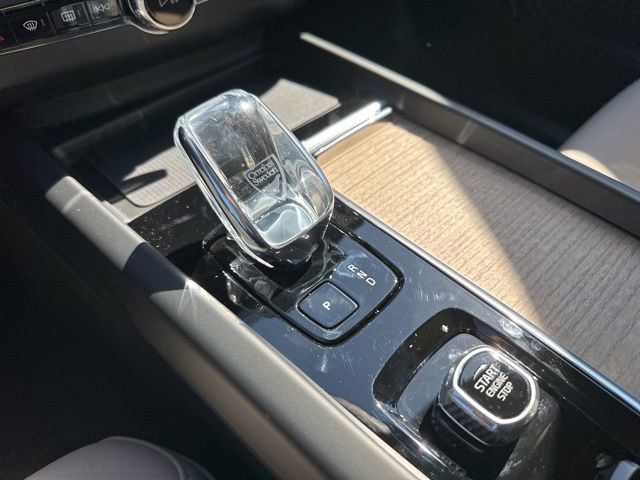 New 2026 Volvo XC60 T8 Plus w/ Protection Package Premier image 15