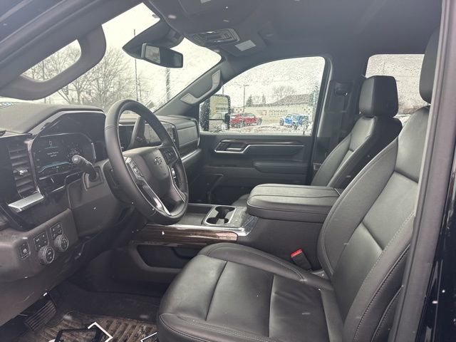 Used 2025 Chevrolet Silverado 2500 LT w/ Trail Boss Package image 11