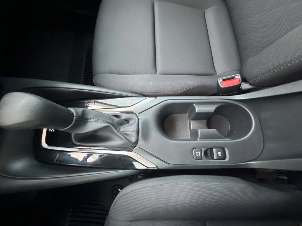 Used 2025 Toyota Corolla LE FWD image 24