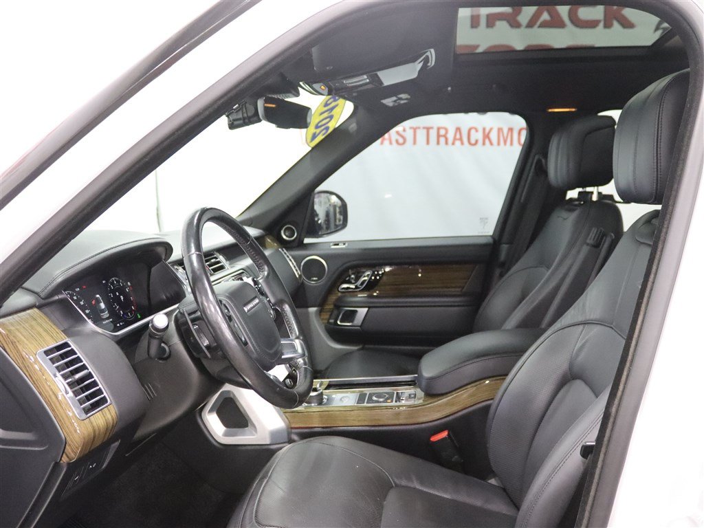 Used 2018 Land Rover Range Rover Supercharged AWD/4WD image 15