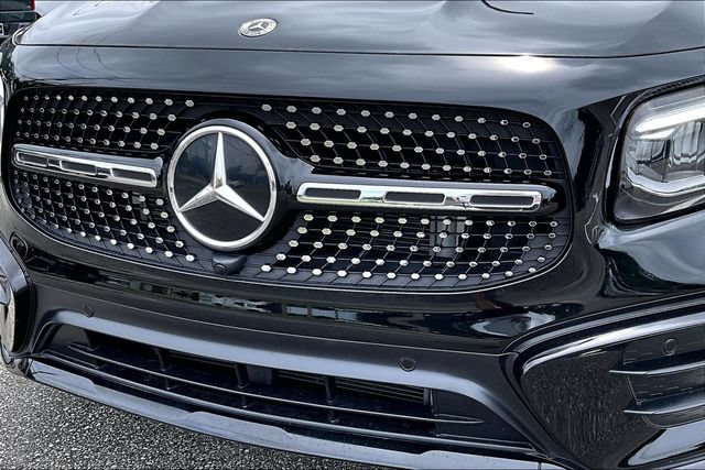 Used 2024 Mercedes-Benz GLB 250 image 32