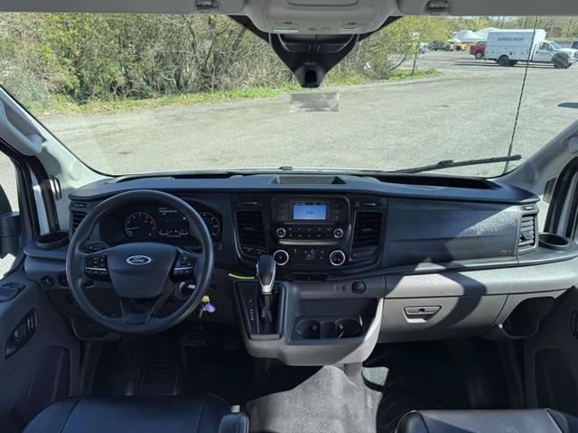 Used 2024 Ford Transit 250 148 Medium Roof RWD image 9