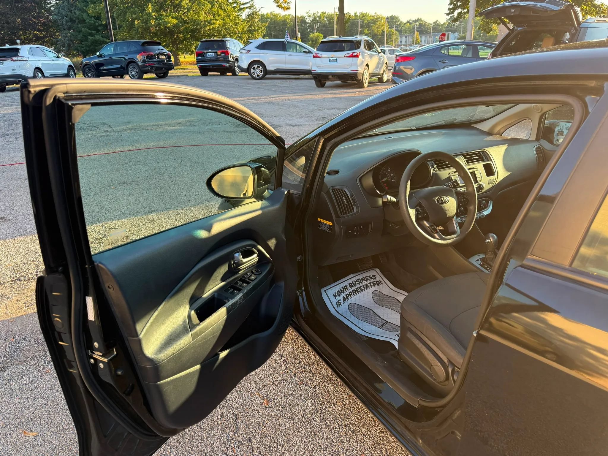 Used 2013 Kia Rio EX FWD image 9