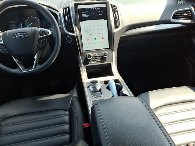 Used 2024 Ford Edge SEL w/ Convenience Package AWD/4WD image 10