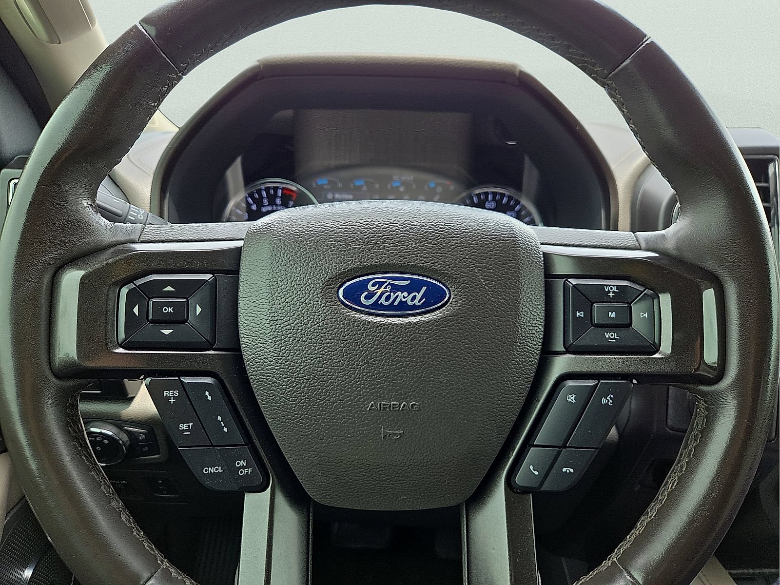 Used 2021 Ford Expedition Limited AWD/4WD image 24