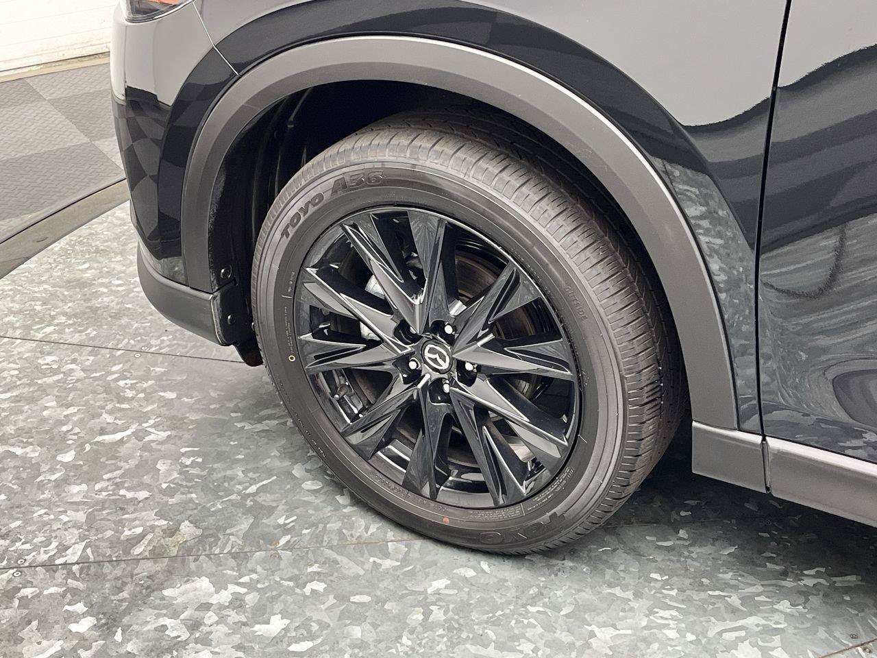 Certified 2025 MAZDA CX-5 Carbon Edition AWD/4WD image 33