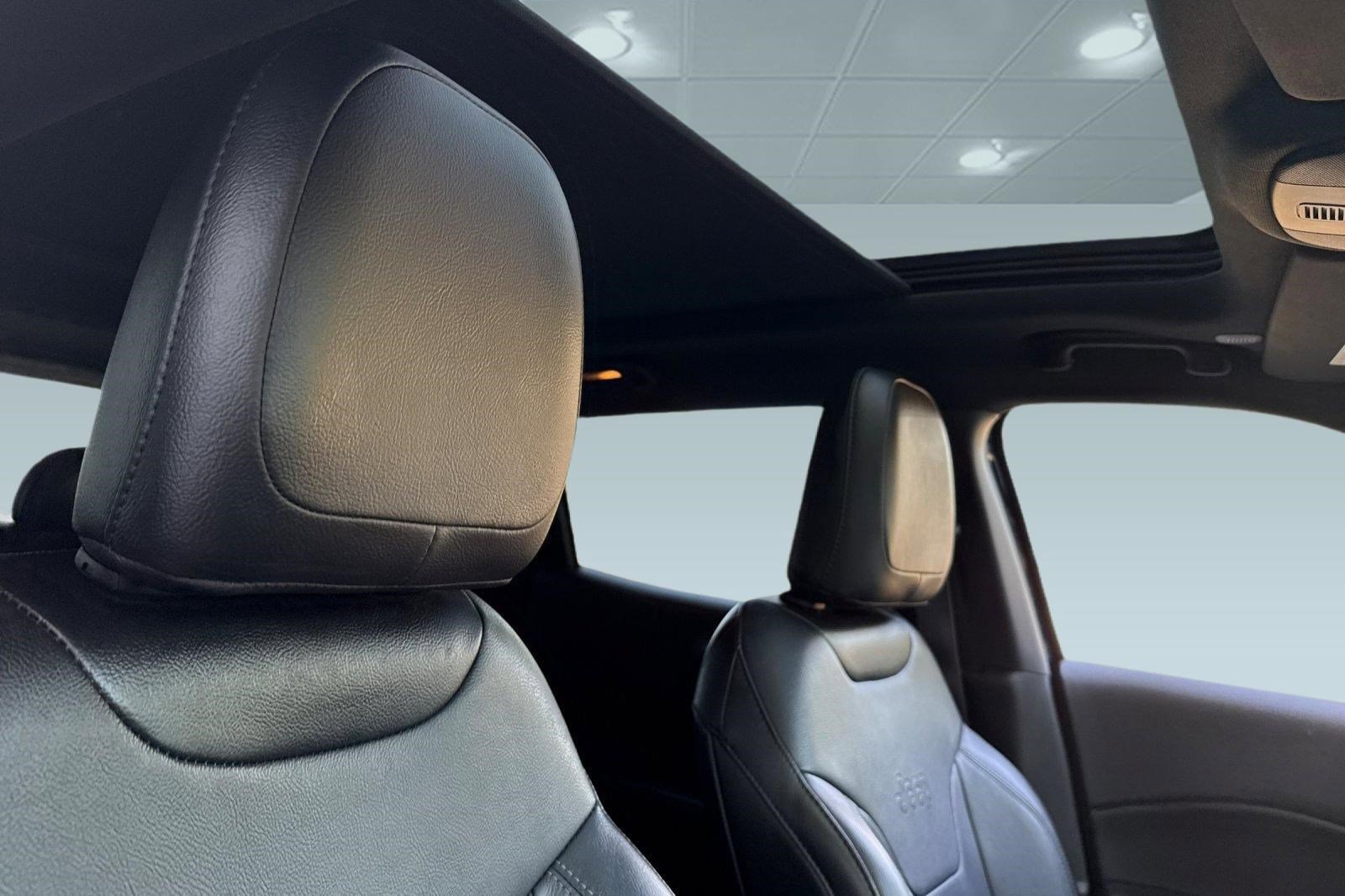 Used 2020 Jeep Compass High Altitude image 27