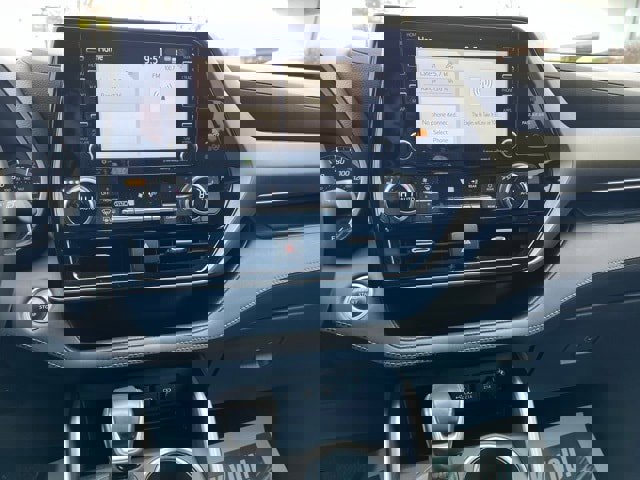 Used 2021 Toyota Highlander XLE image 15