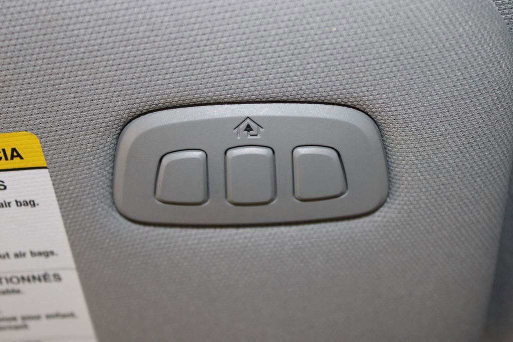 Used 2023 Ford Explorer Limited image 35