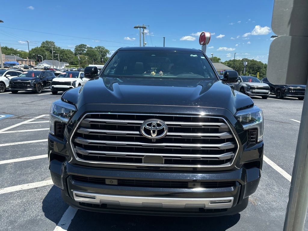Used 2025 Toyota Sequoia Limited AWD/4WD video 2