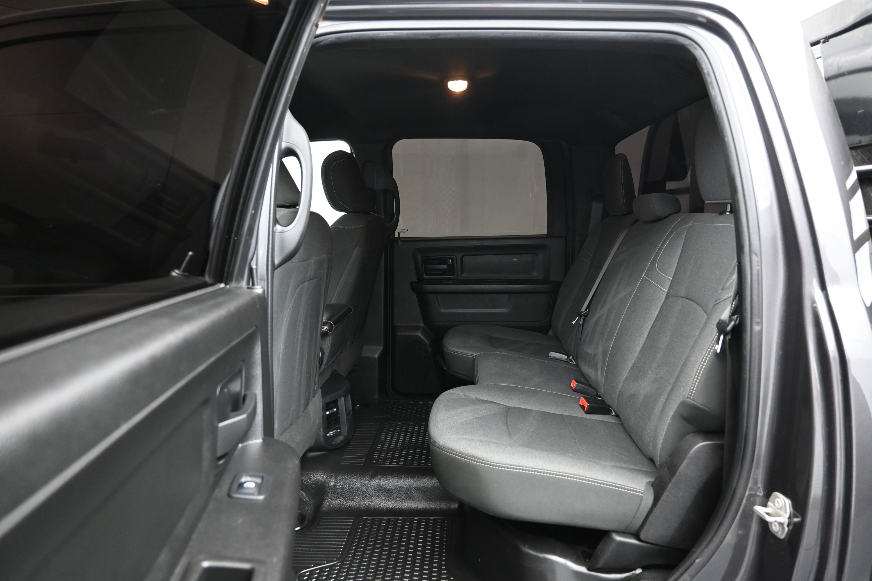 Used 2023 RAM 5500 Tradesman AWD/4WD image 11