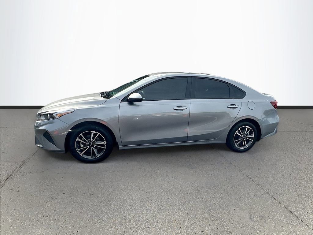 Certified 2023 Kia Forte LXS w/ LXS Technology Package FWD image 4