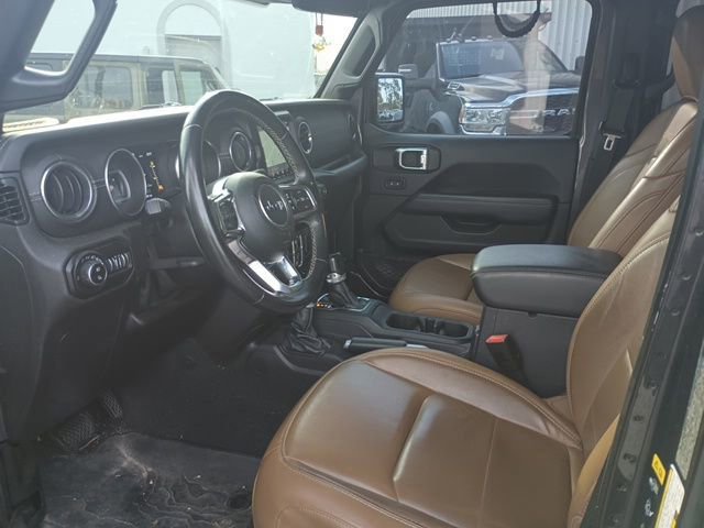 Certified 2020 Jeep Gladiator Overland AWD/4WD image 8