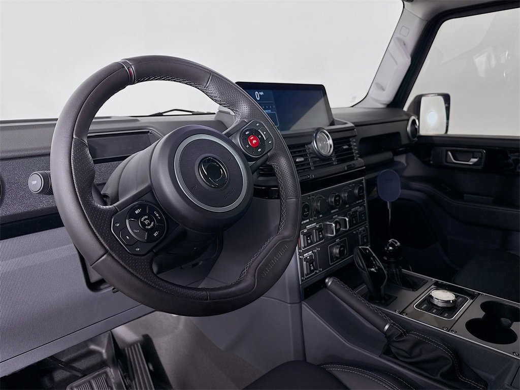 Used 2025 INEOS Grenadier Fieldmaster Edition image 4