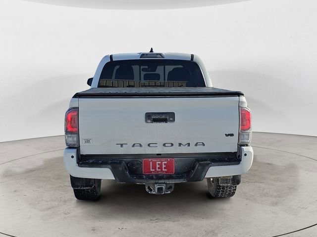 Used 2021 Toyota Tacoma TRD Sport w/ Technology Package image 4