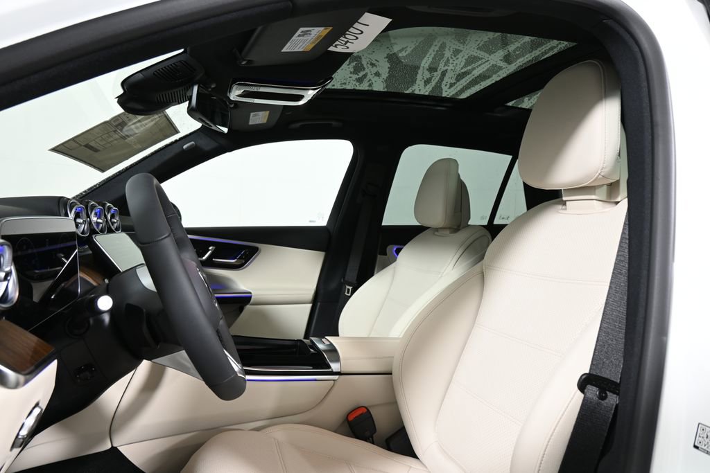 Used 2026 Mercedes-Benz GLC 300 4MATIC image 13