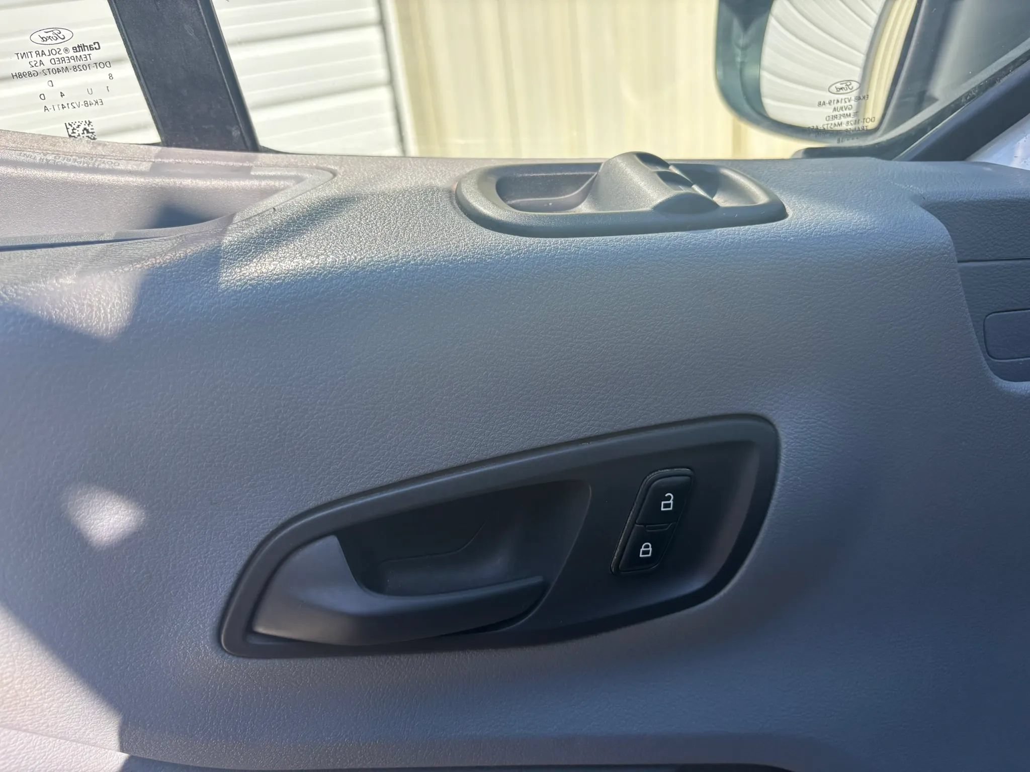 Used 2018 Ford Transit 150 130 Low Roof RWD image 17