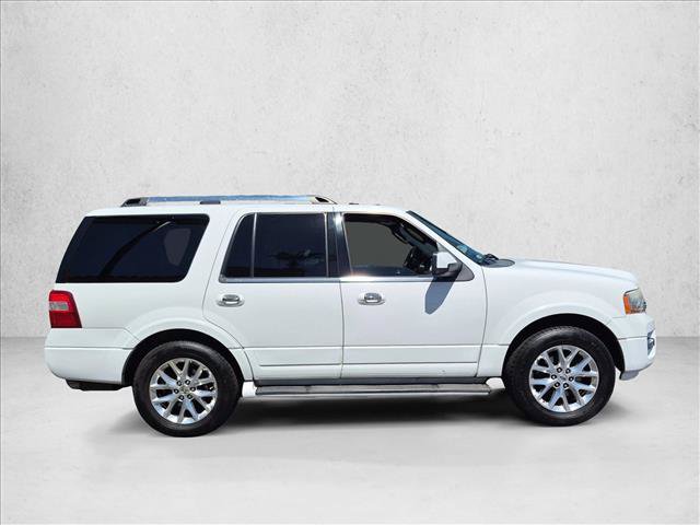 Used 2016 Ford Expedition Limited RWD image 4