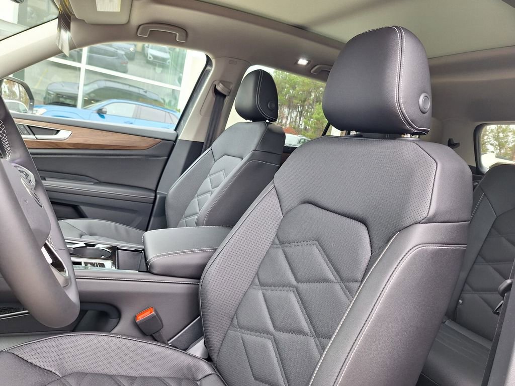 New 2026 Volkswagen Atlas SE image 11