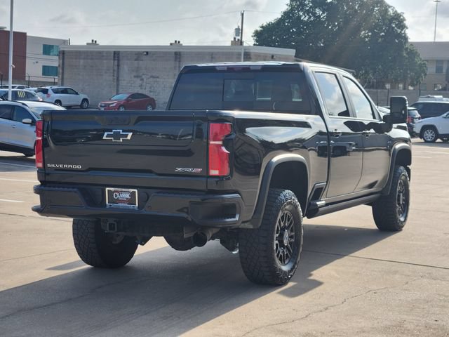 Used 2025 Chevrolet Silverado 2500 ZR2 w/ Technology Package AWD/4WD image 16