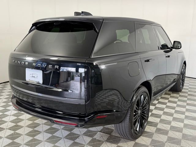 New 2025 Land Rover Range Rover SE image 7