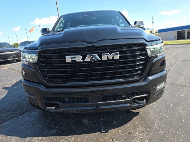 Used 2025 RAM 1500 Laramie w/ Advanced Safety Group II AWD/4WD image 12