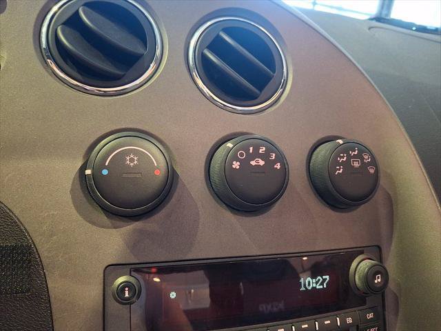 Used 2007 Pontiac Solstice GXP w/ Premium Package RWD image 16