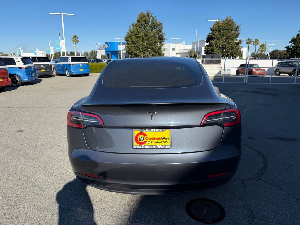 Used 2023 Tesla Model 3 Standard Range image 4