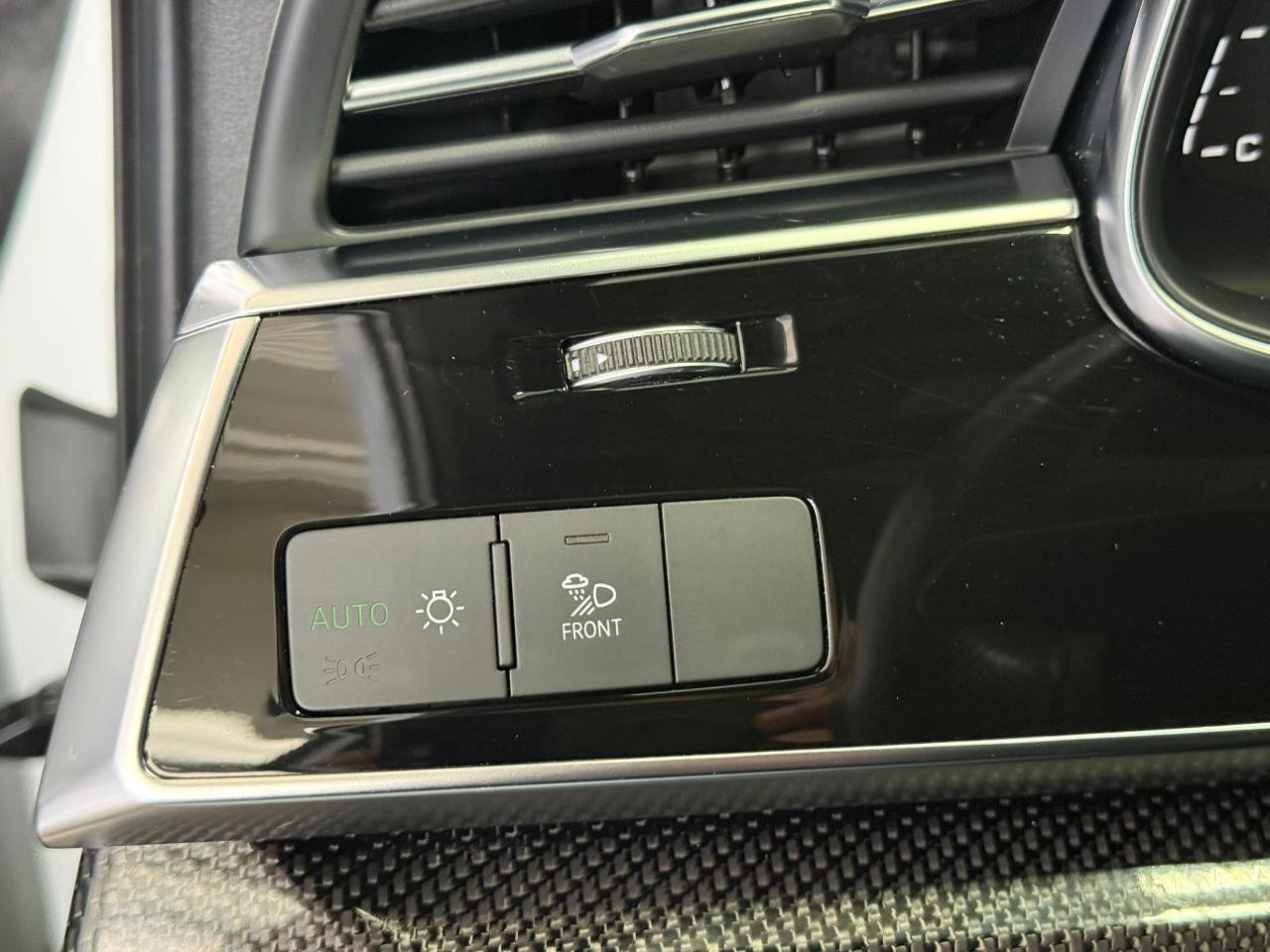 Used 2021 Audi SQ7 Premium Plus AWD/4WD image 36