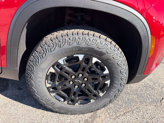 New 2027 Chevrolet Traverse Z71 w/ Driver Confidence Package AWD/4WD image 16