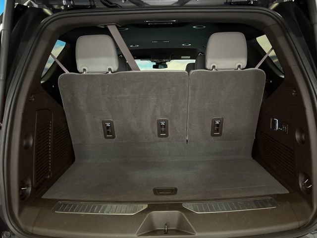 Used 2024 Chevrolet Tahoe Z71 w/ Z71 Off-Road Package AWD/4WD image 61