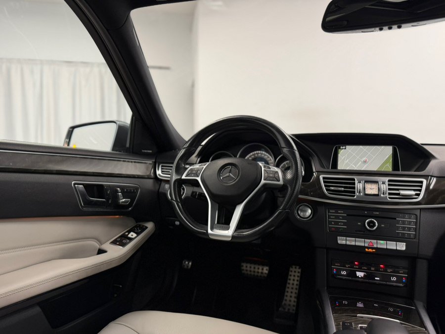 Used 2016 Mercedes-Benz E 350 4MATIC Sedan w/ Premium Package image 53