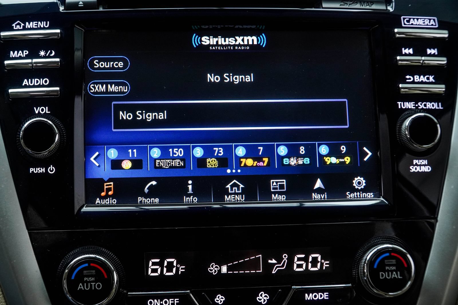 Used 2017 Nissan Murano SL w/ SL Technology Package FWD image 25
