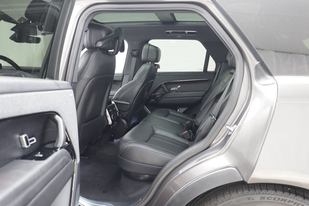 Certified 2025 Land Rover Range Rover Sport SE AWD/4WD image 14