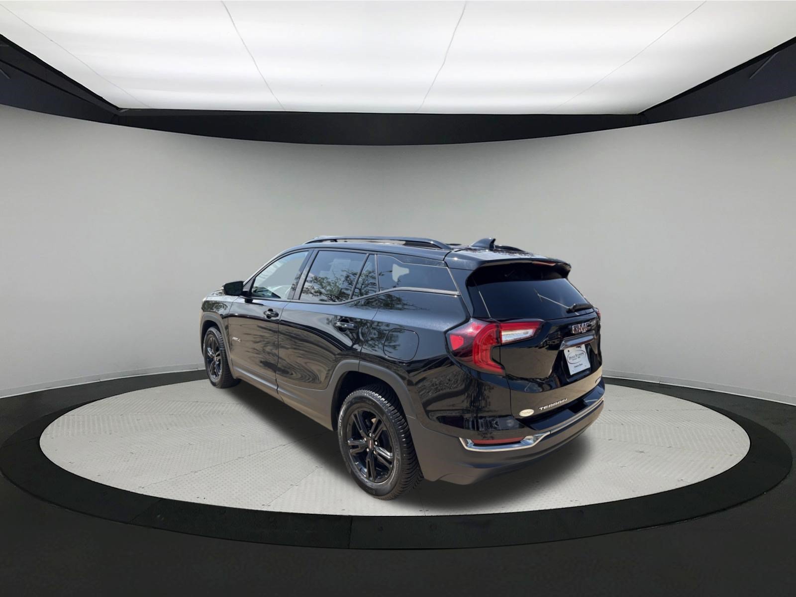 Used 2022 GMC Terrain AT4 AWD/4WD image 5
