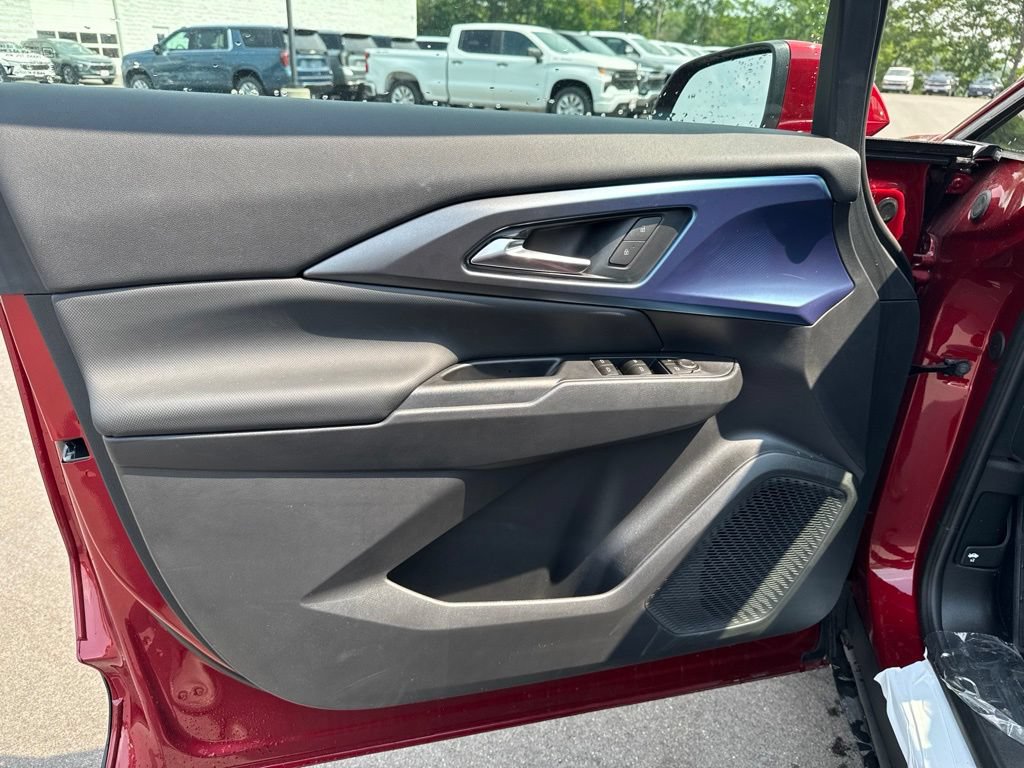 New 2026 Chevrolet Equinox EV LT AWD/4WD image 12