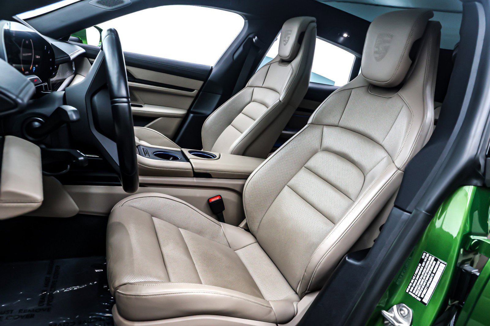 Used 2023 Porsche Taycan 4S image 16