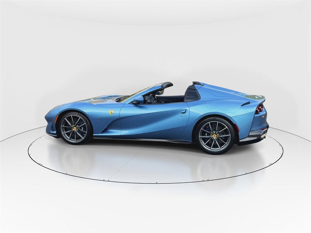 Used 2021 Ferrari 812 GTS image 5
