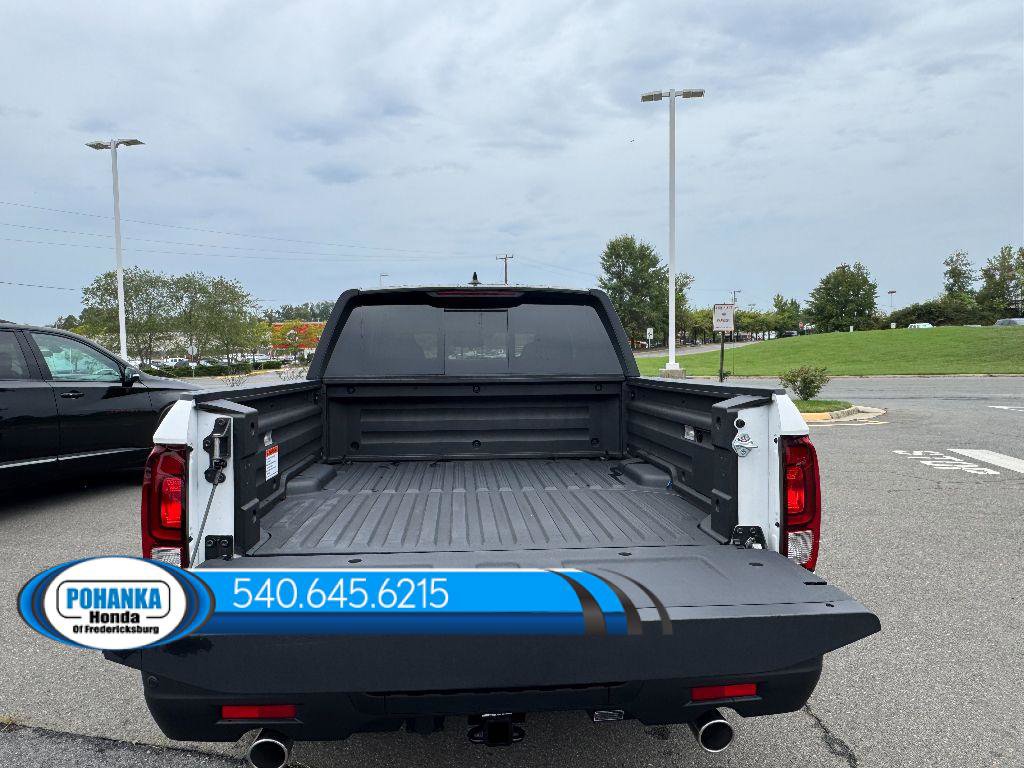 New 2026 Honda Ridgeline Black Edition image 6