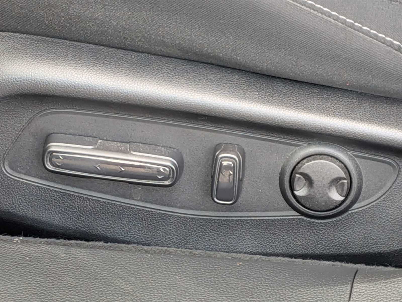 Certified 2023 Honda Accord EX image 16