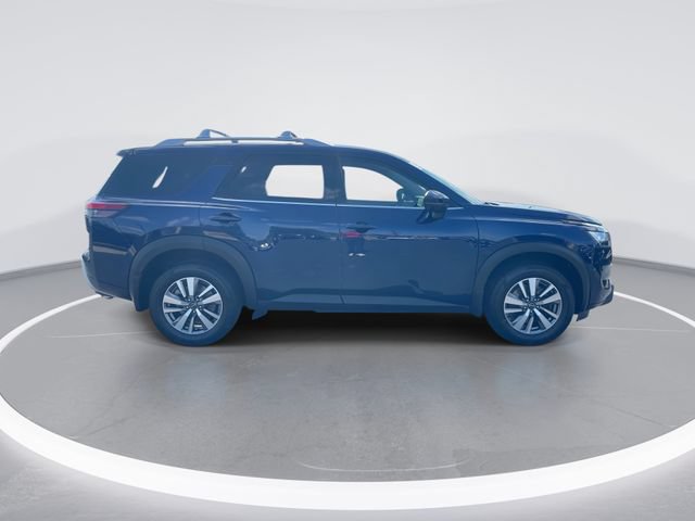 Certified 2023 Nissan Pathfinder SL AWD/4WD image 5