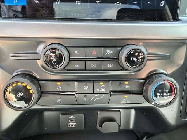 Used 2025 Ford F150 XL RWD image 21